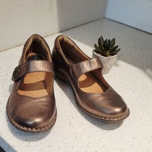 Montana Artisan Crafted Bronze/Brown Leather Mary Jane Shoes | Size 5